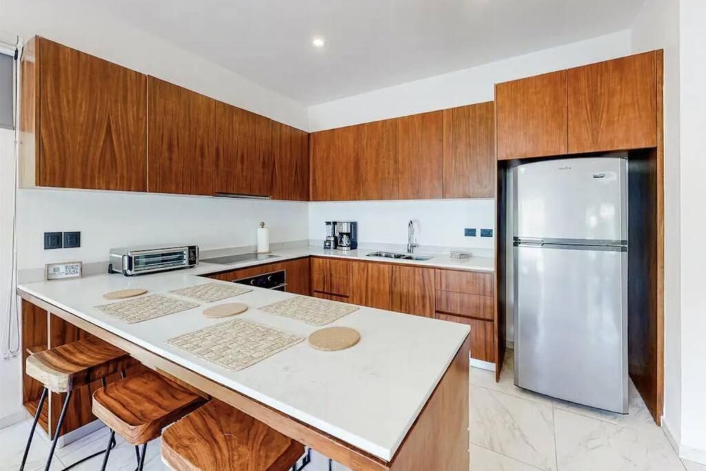 Contemporary Poolside Condo, Wi-fi - Paraiso Kaanal 101 Appartement